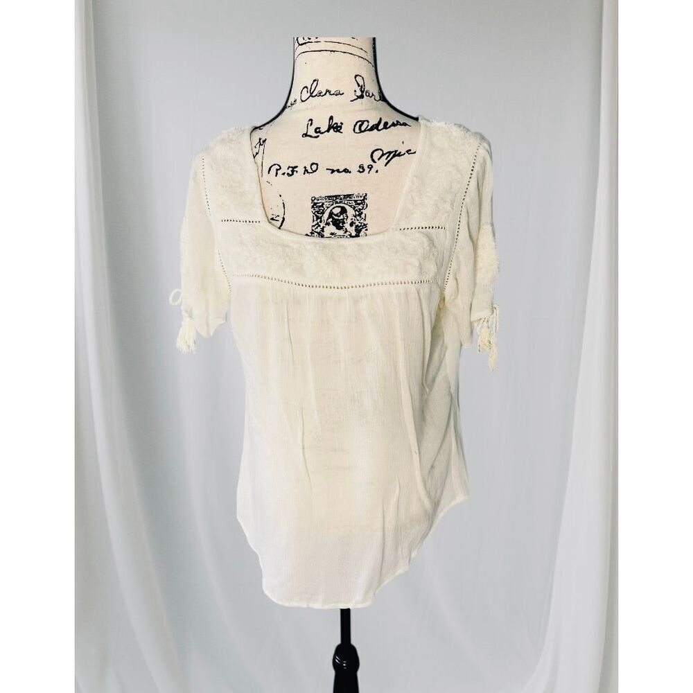 Magazine Peasant Cream Crochet Square Neck Short Sleeve Top Women’s Medium NWT